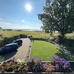Zeesboothaus - 3 - Mit Balkon, Ausblick, Sauna Apartament Middelhagen